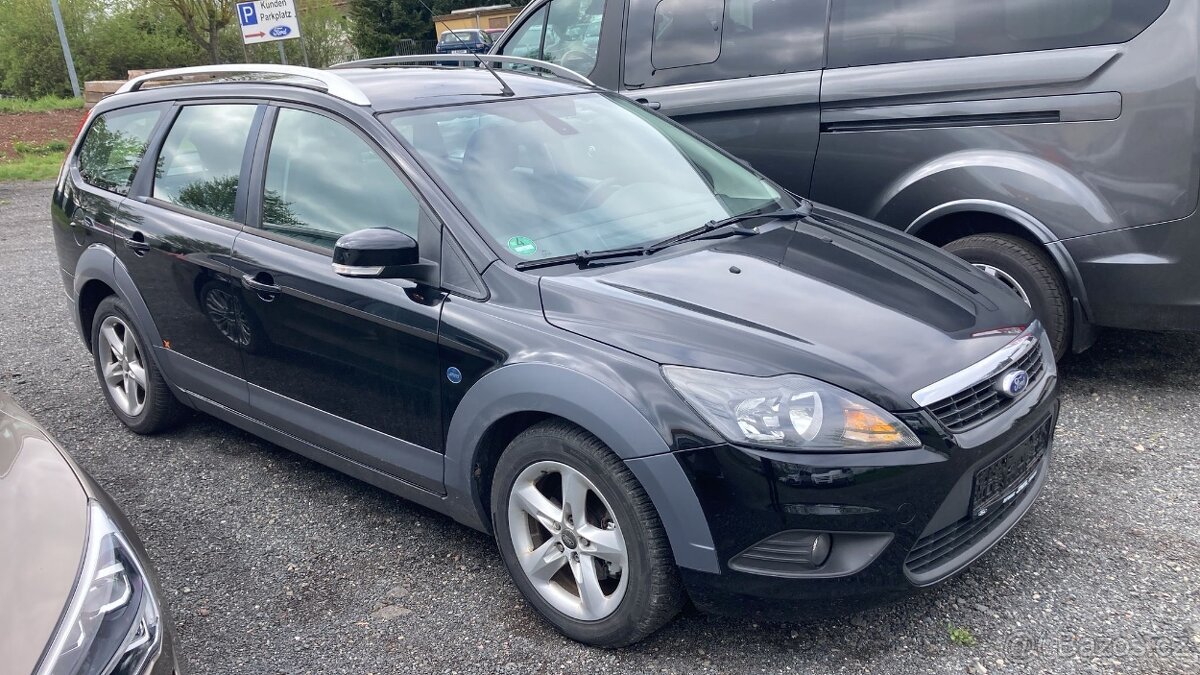 Prodám Ford Focus combi 1,6 benzin 74 KW ,rv 2010
