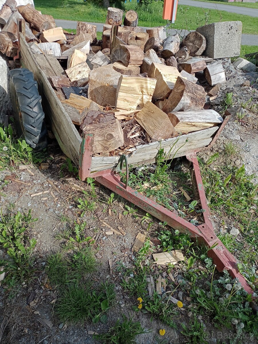 Kára za traktor