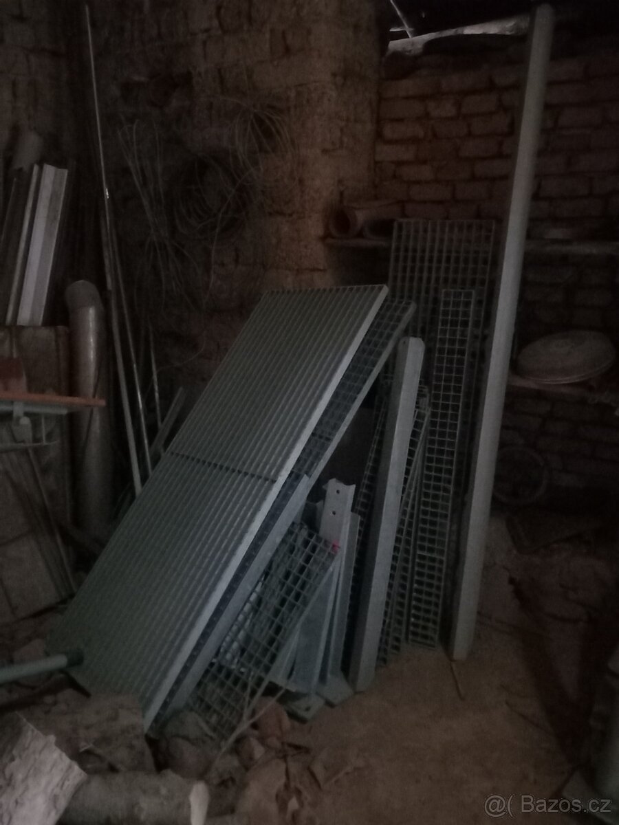 Železné pozinkované rošty