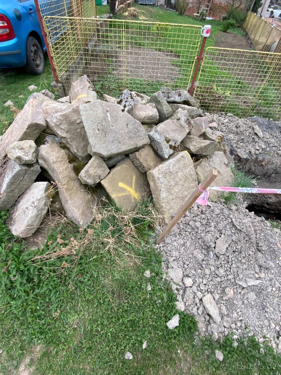 Stavebń kámen