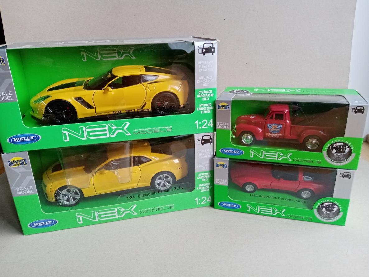 Chevrolet Camaro, Corvette - Welly 1:24, 1:34-39, nové