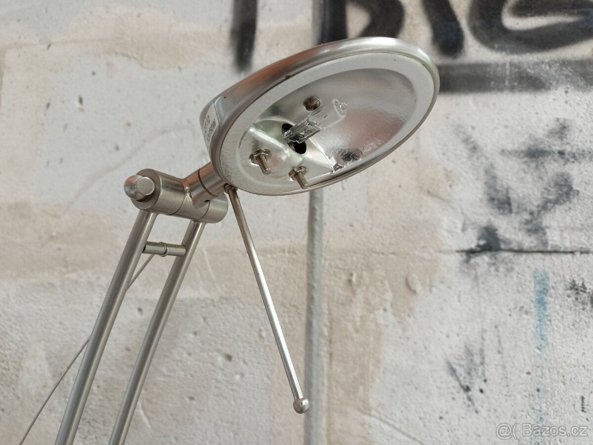 Stolní lampa