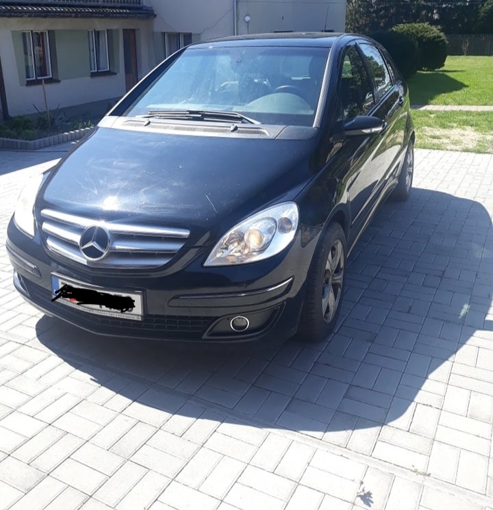 Mercedes b180-Nepojizdný