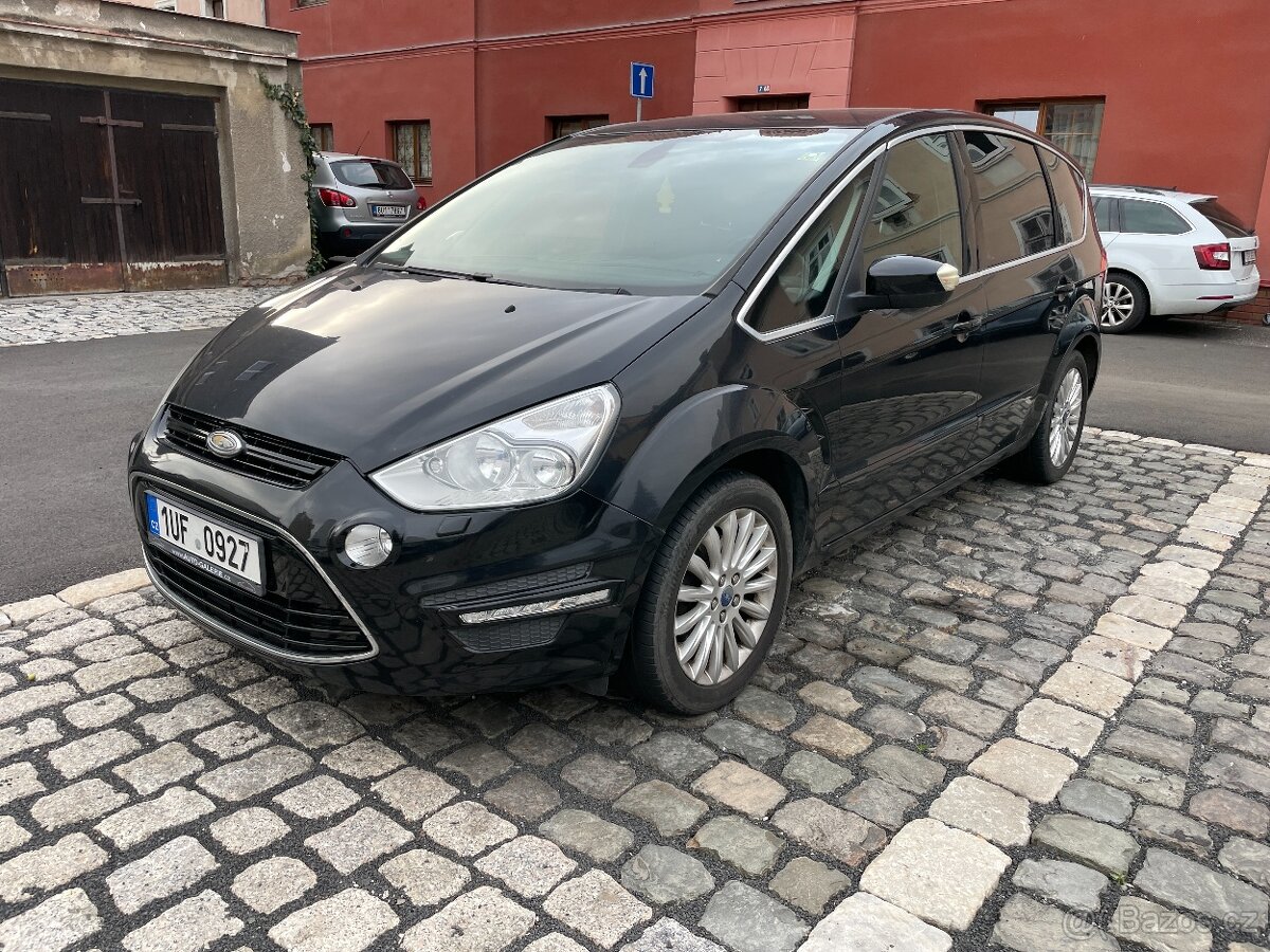 Ford S max 7 místné 180tis km. 2,0 120 KW