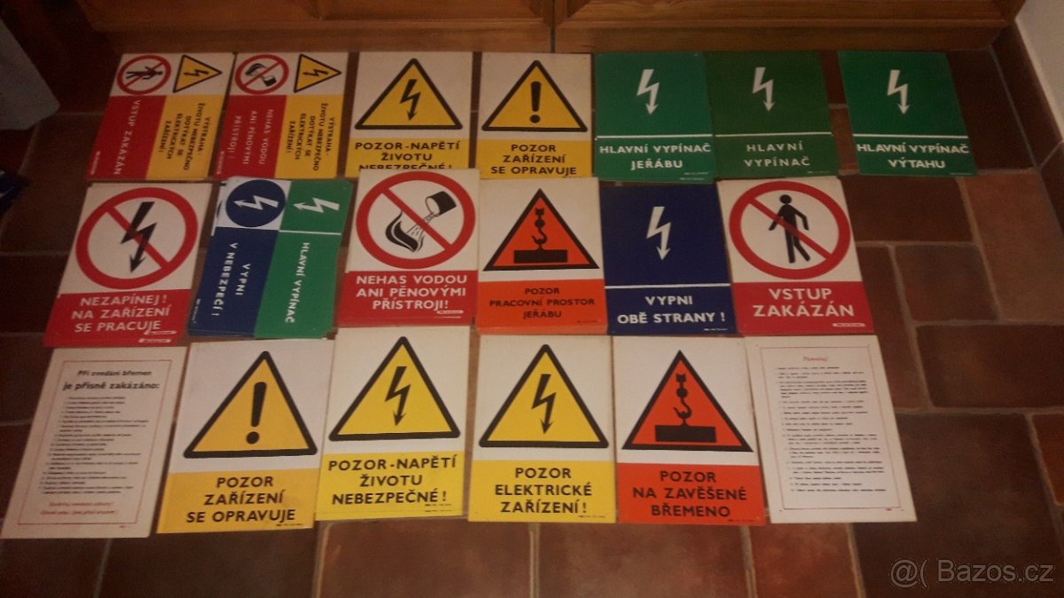 Tabulky bezpečnostní umělohmotné