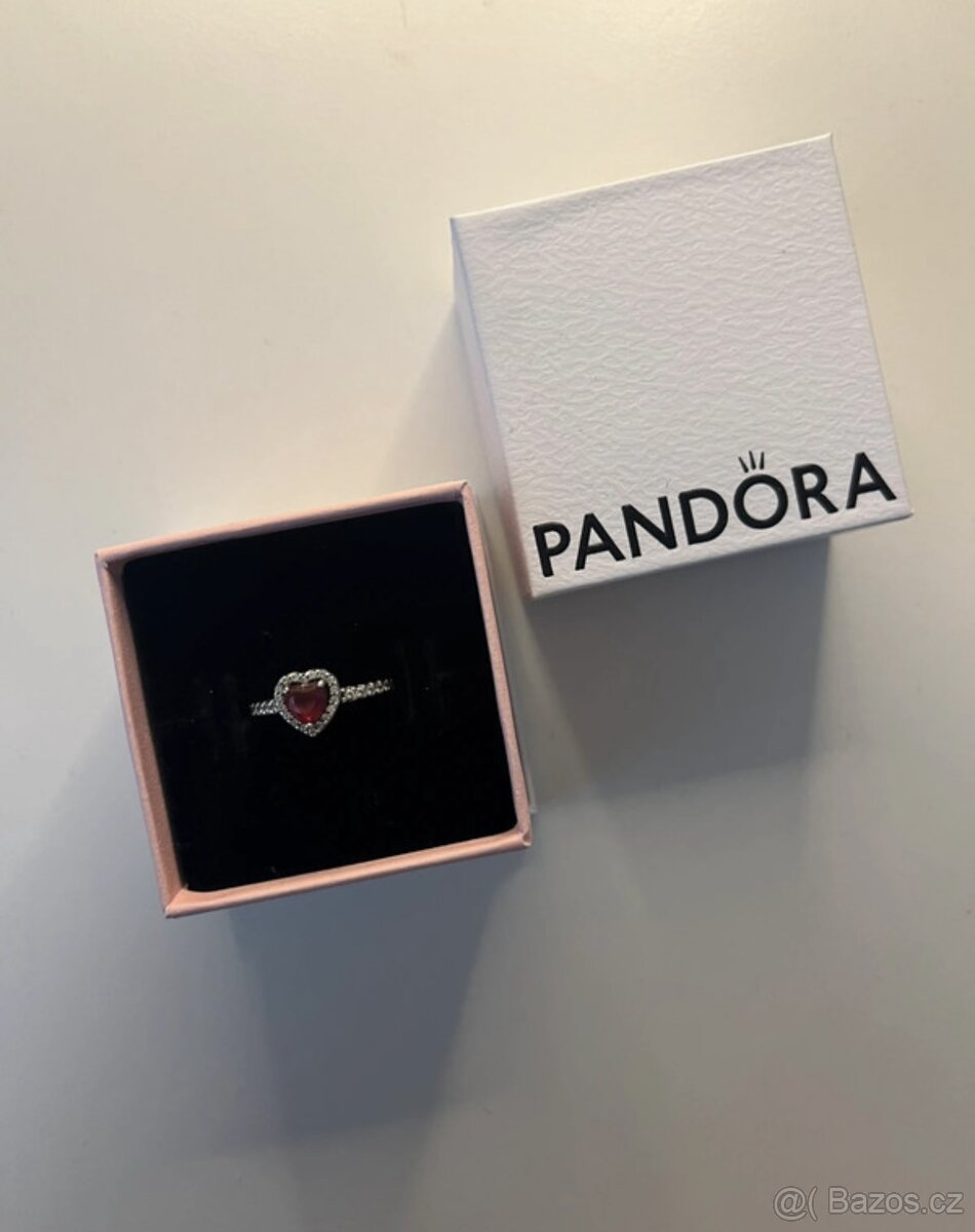 Pandora prsten