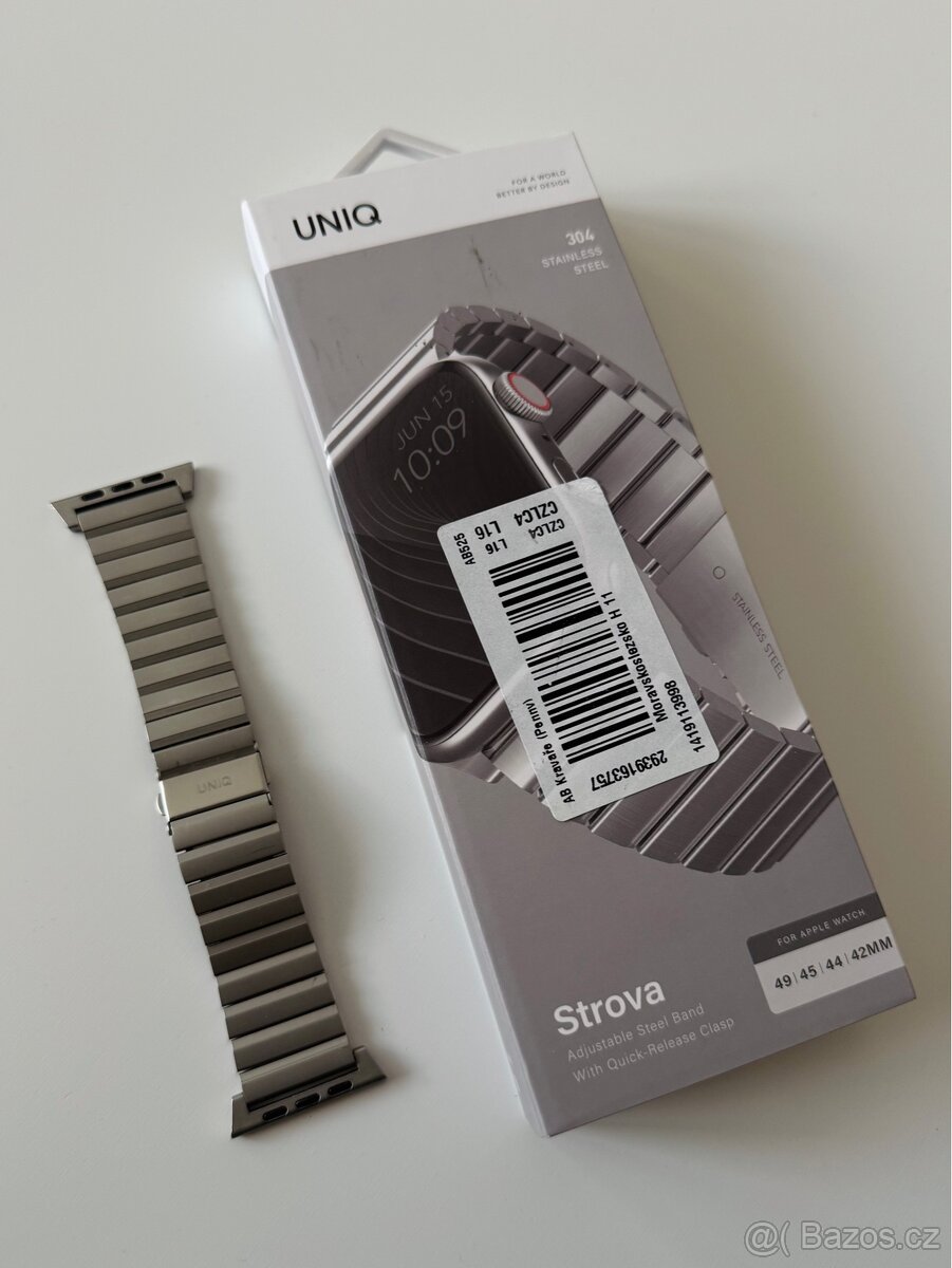 Ocelový řemínek pro Apple Watch / UNIQ