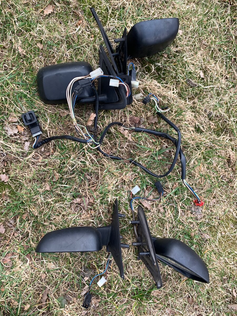 Golf mk2 zpětná el. zrcátka elektrická