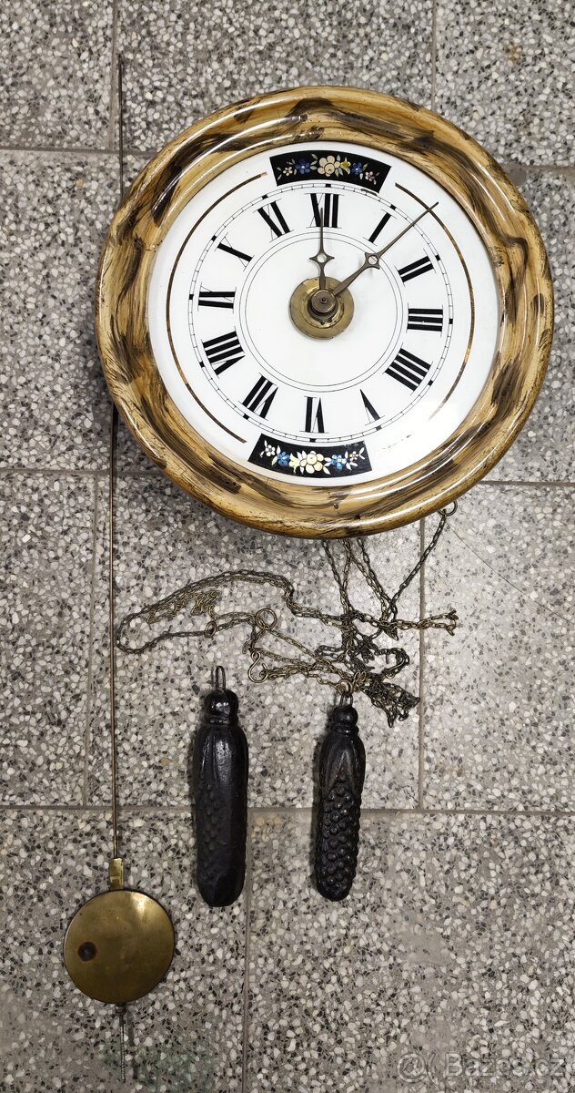 starožitné  velké hodiny schwarzwald "polodřeváky"