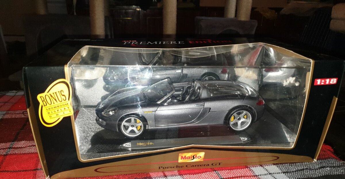Model Porsche Carrera GT – sběratelský kousek v top stavu