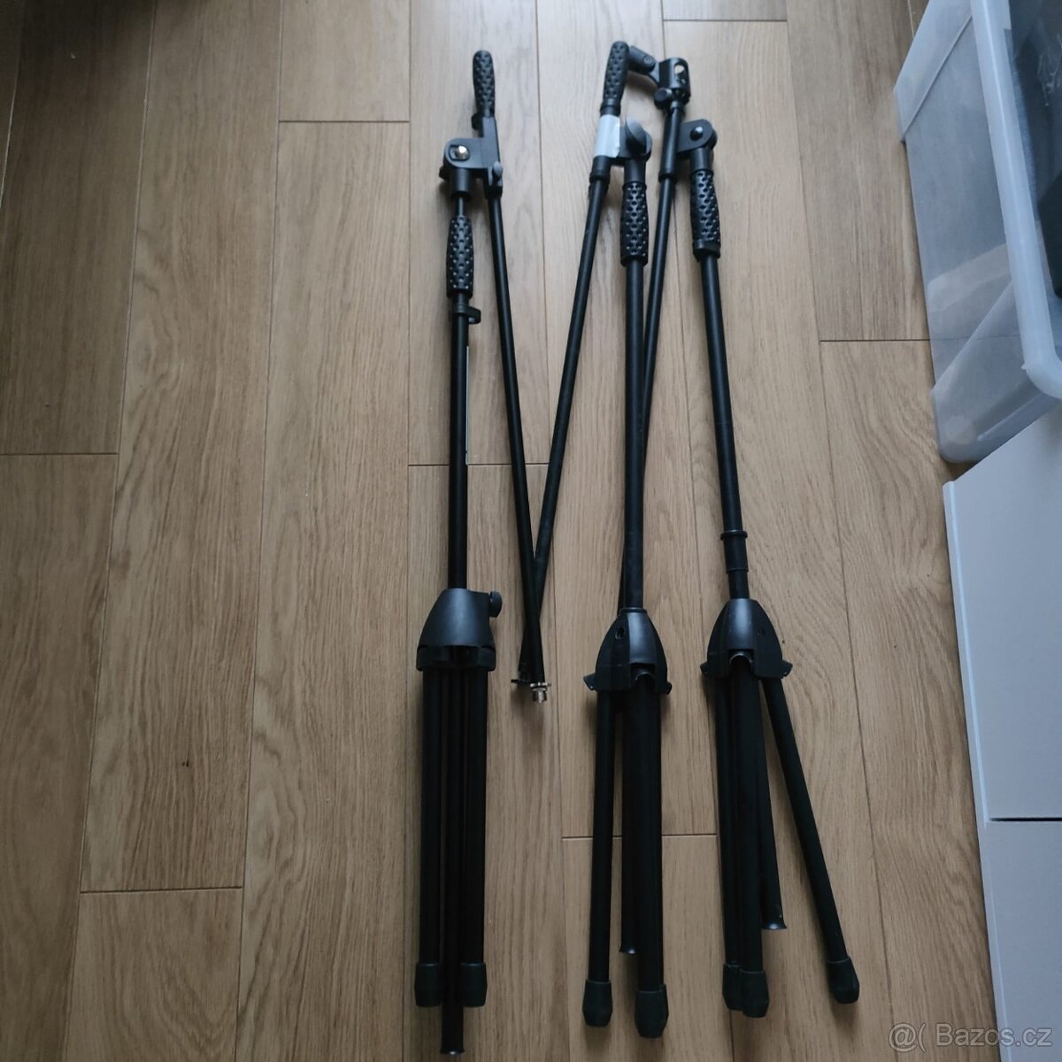 Stojan na mikrofon nekompletní 3ks