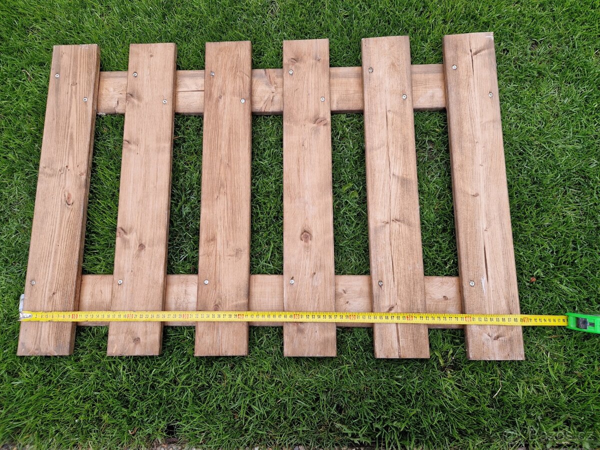 Plotové díly smrkové