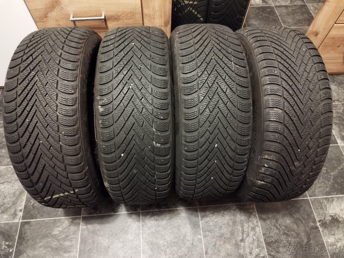 Zimní pneu 195/60/16