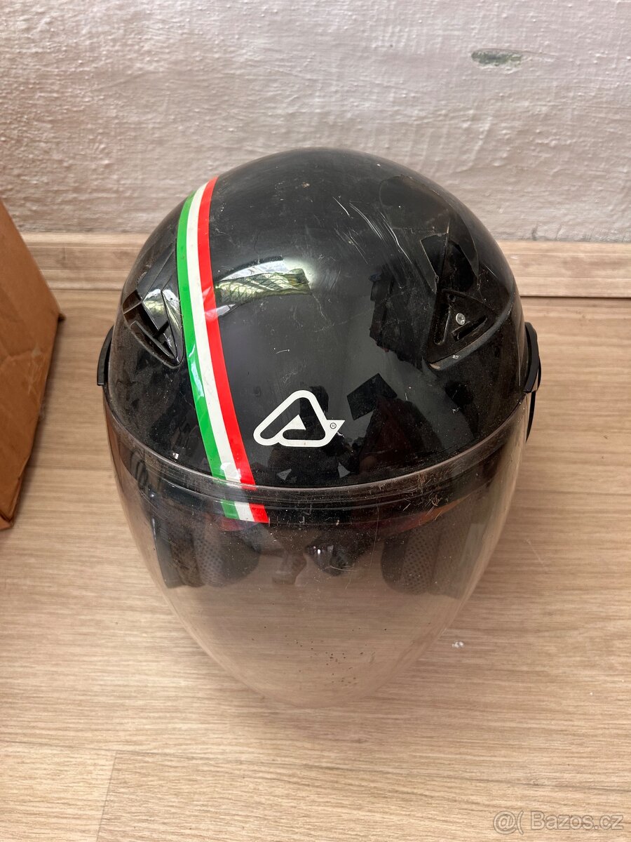 Acerbis jet 500 Přilba