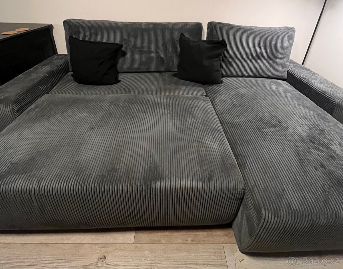 Gauč rozkládací s úložným prostorem