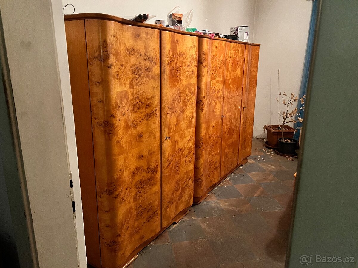 Starožitný nábytek