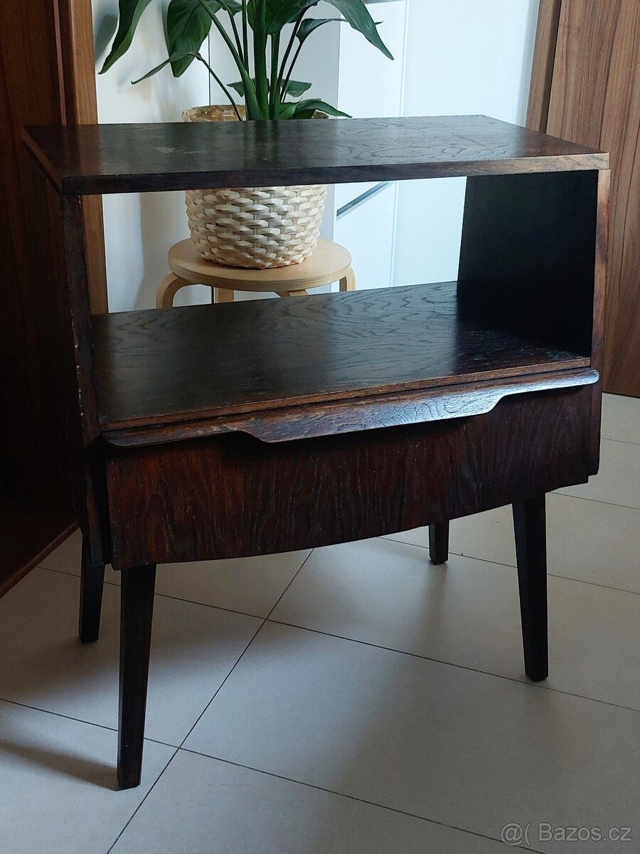 Stolek / komoda, rok výroby 1955