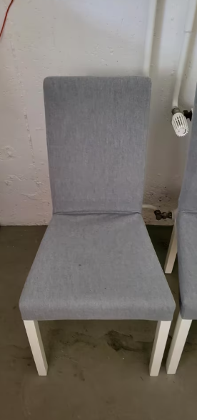 60 kusů židlí ikea