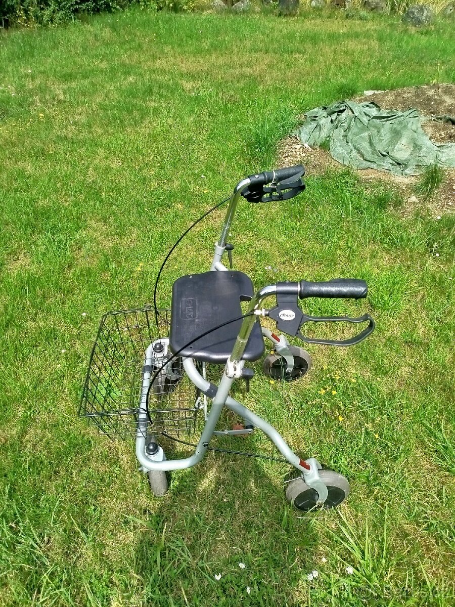 Seniorské chodítko