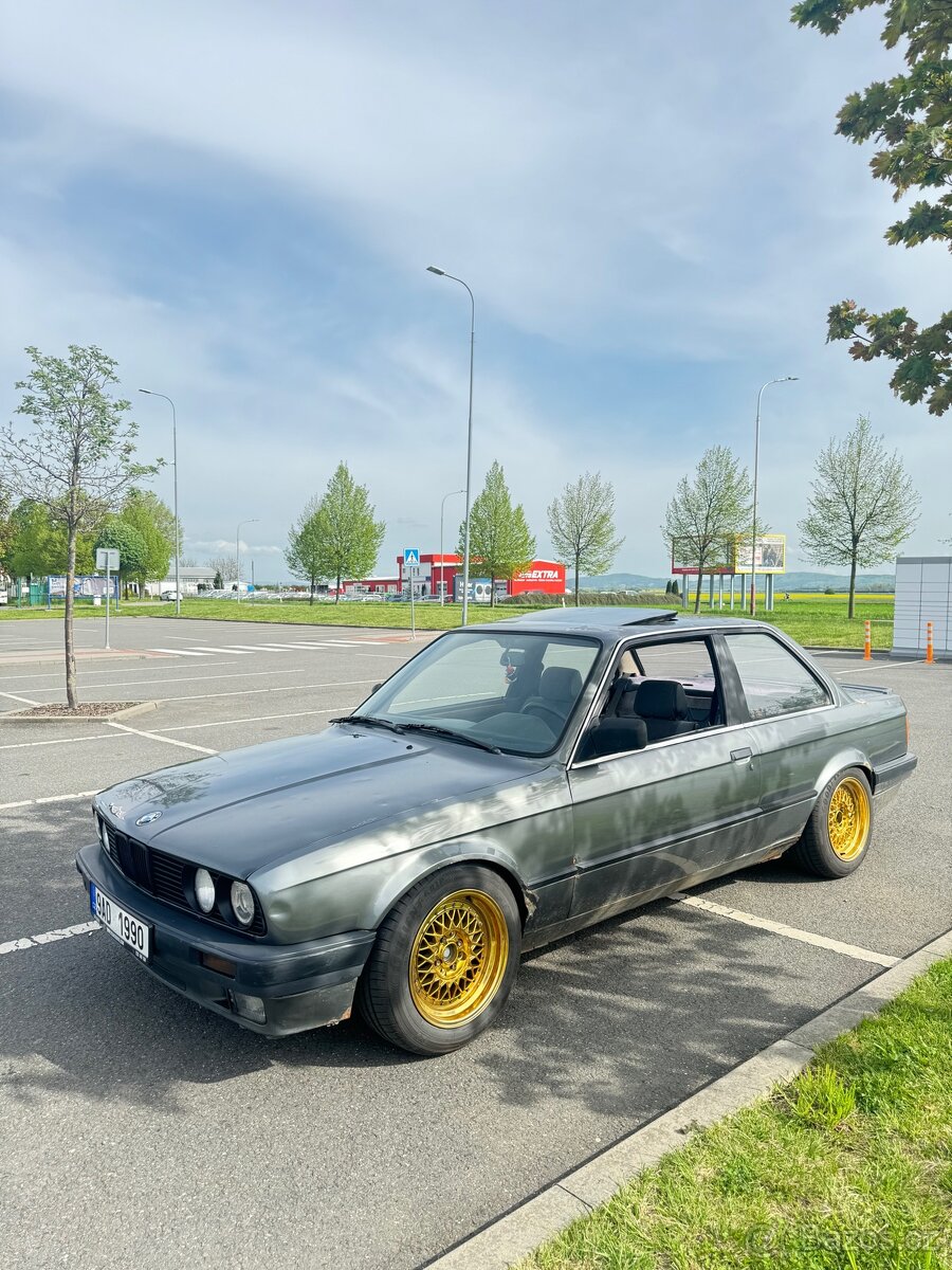 Bmw e30 coupe 316i