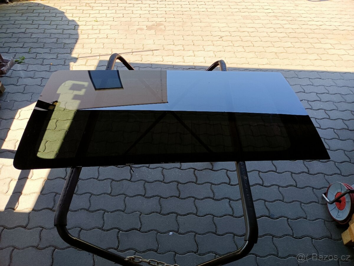 boční sklo mb vito 447 levá skla použité