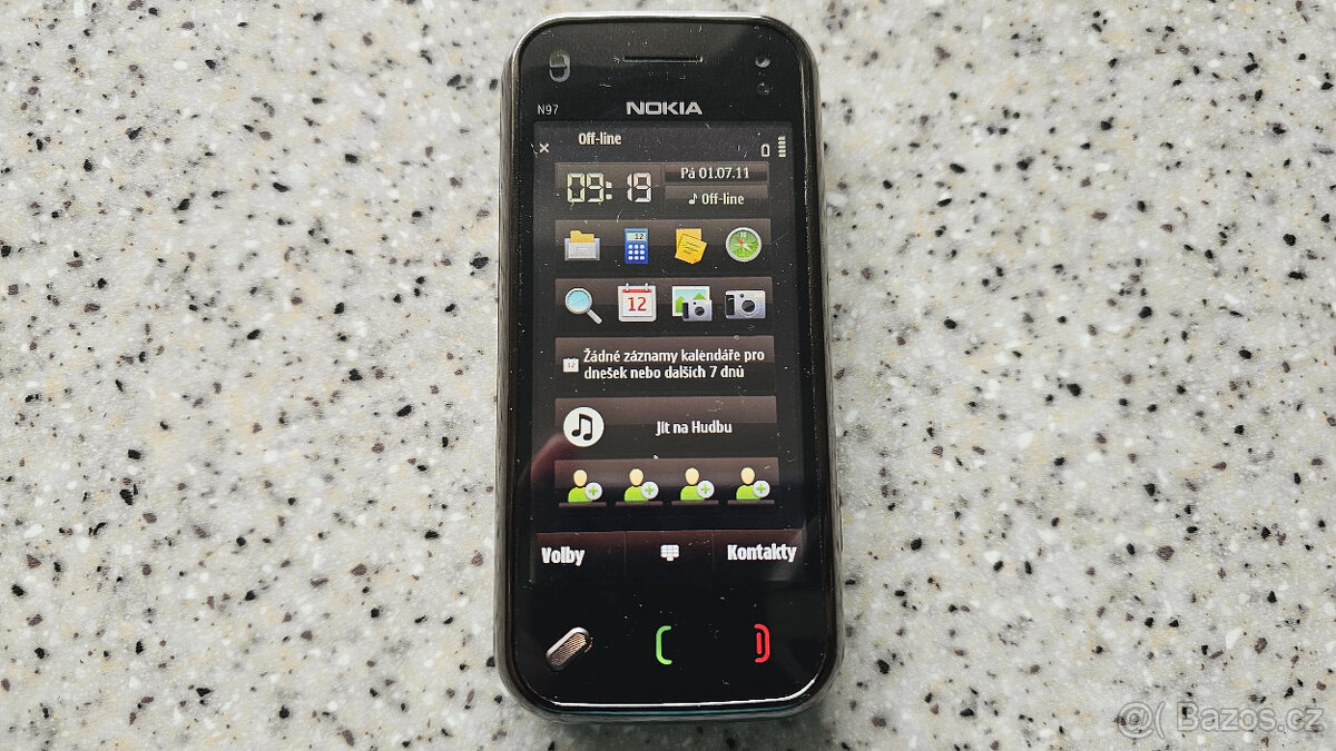 Nokia N97 mini, krásný stav.