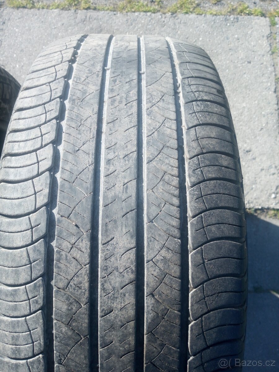 235/55r17 ,235/55/17