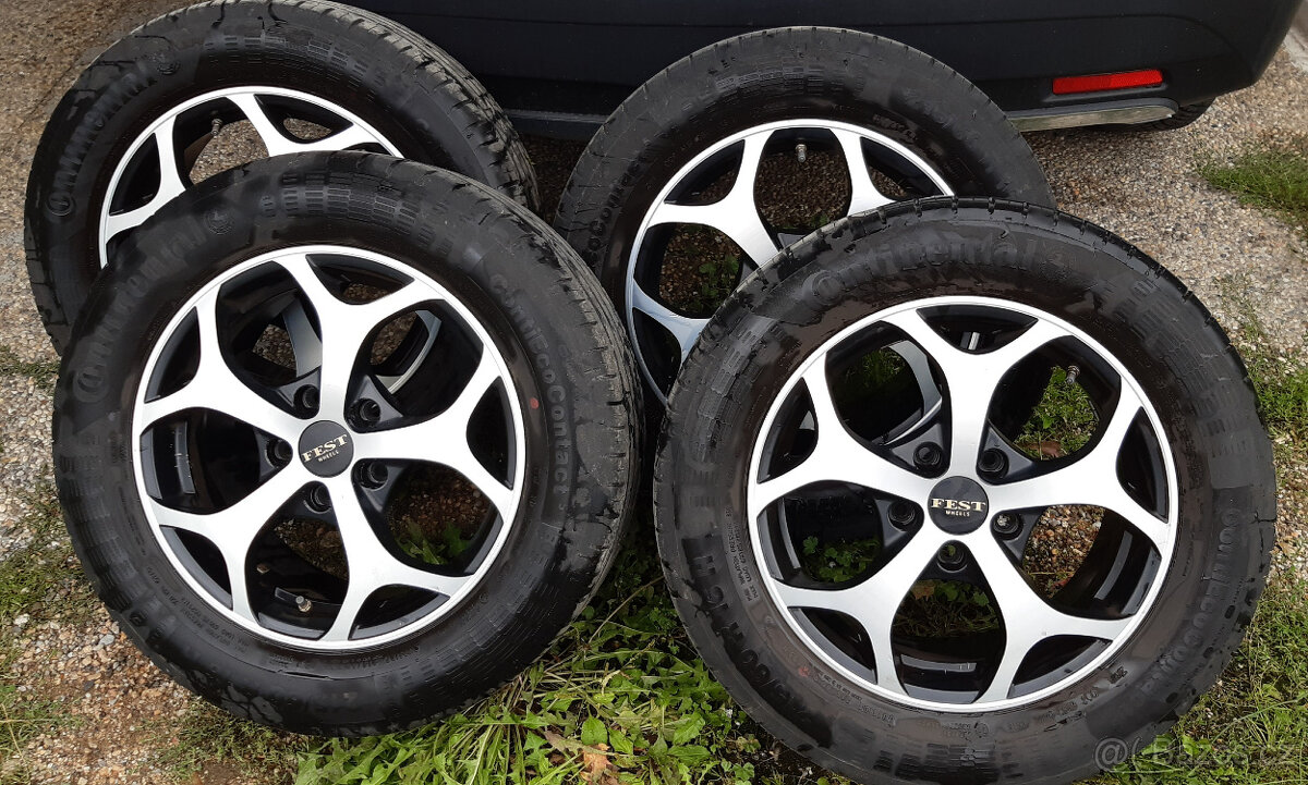 Kompletní sada letních kol 215/60 R 16 H
