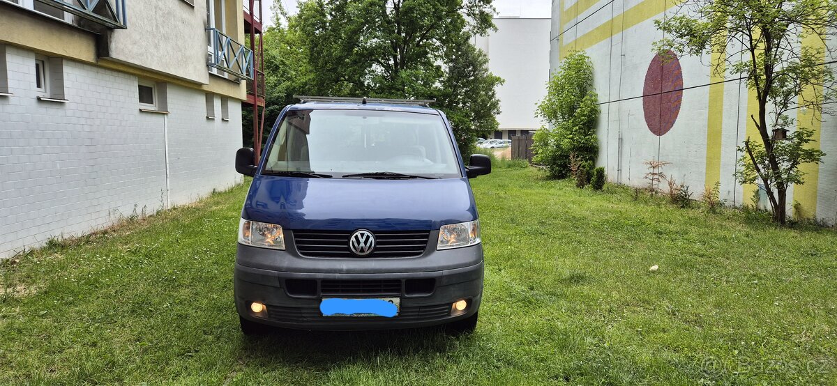 VW. Trasporter T5 2.5TDi 128kw 6 míst Long perfektní stav 😏