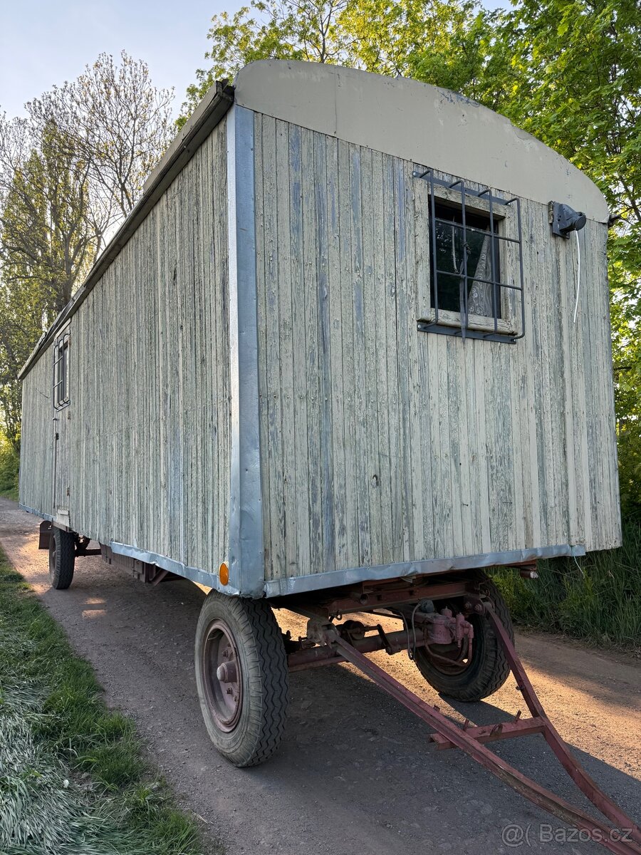 Maringotka 8x2,4m německé tovární výroby