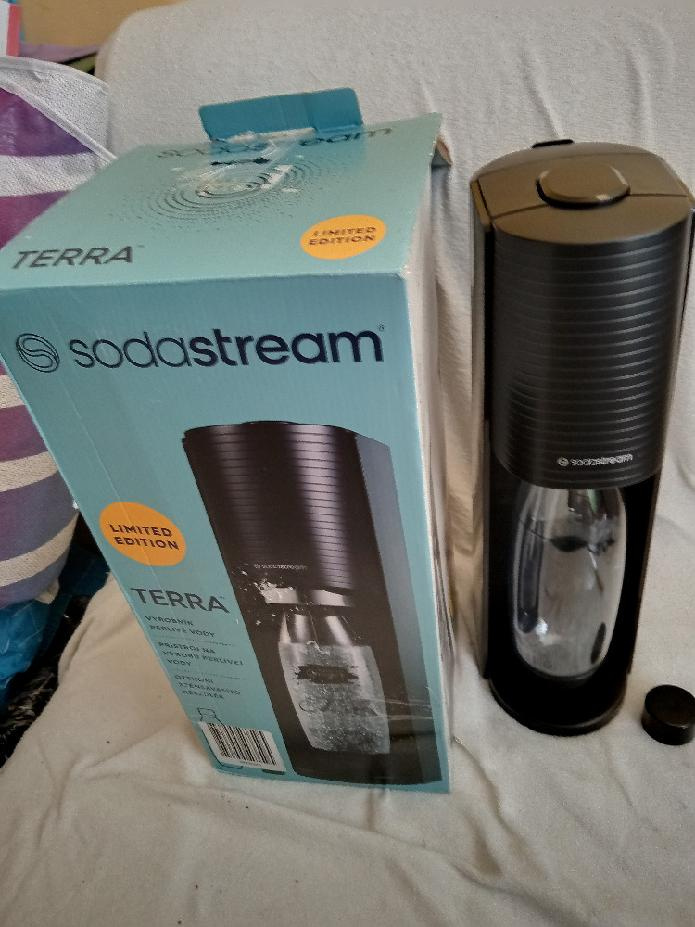 NOVÝ sodastream Terra, bombička CO2 a láhev