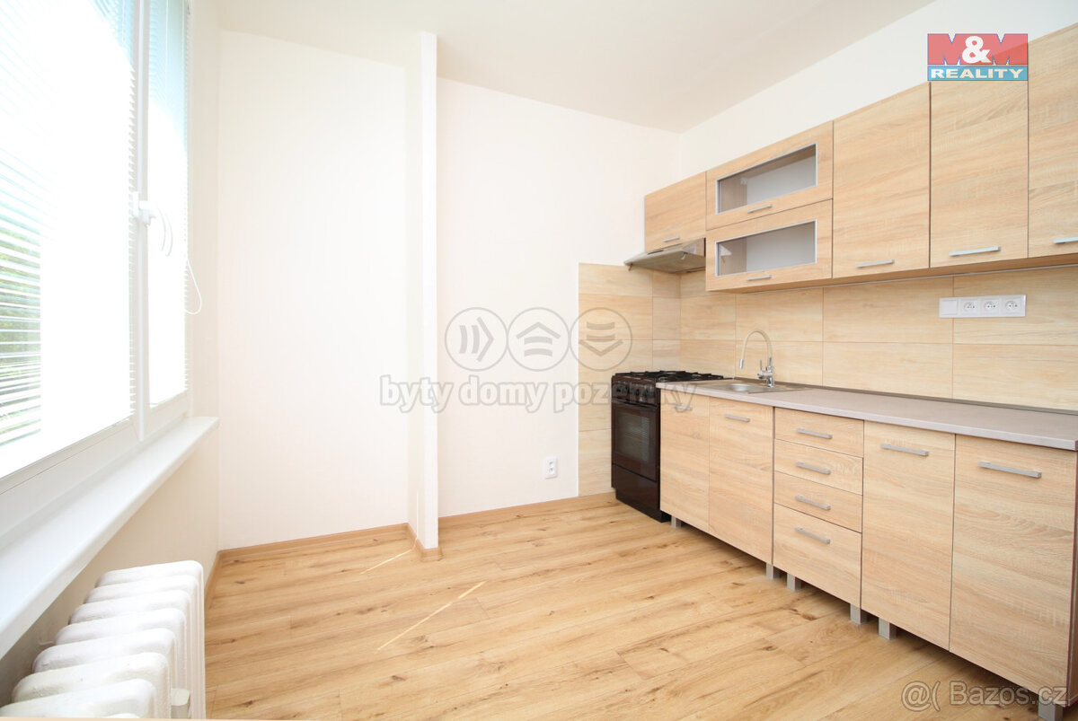Pronájem bytu 1+1, 38 m², Hradec Králové, ul. Prostějovská