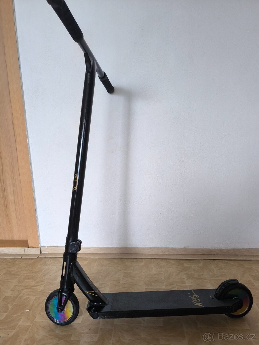 Freestyle koloběžka Blunt Envy KOS S5 Soul Pro Scooter