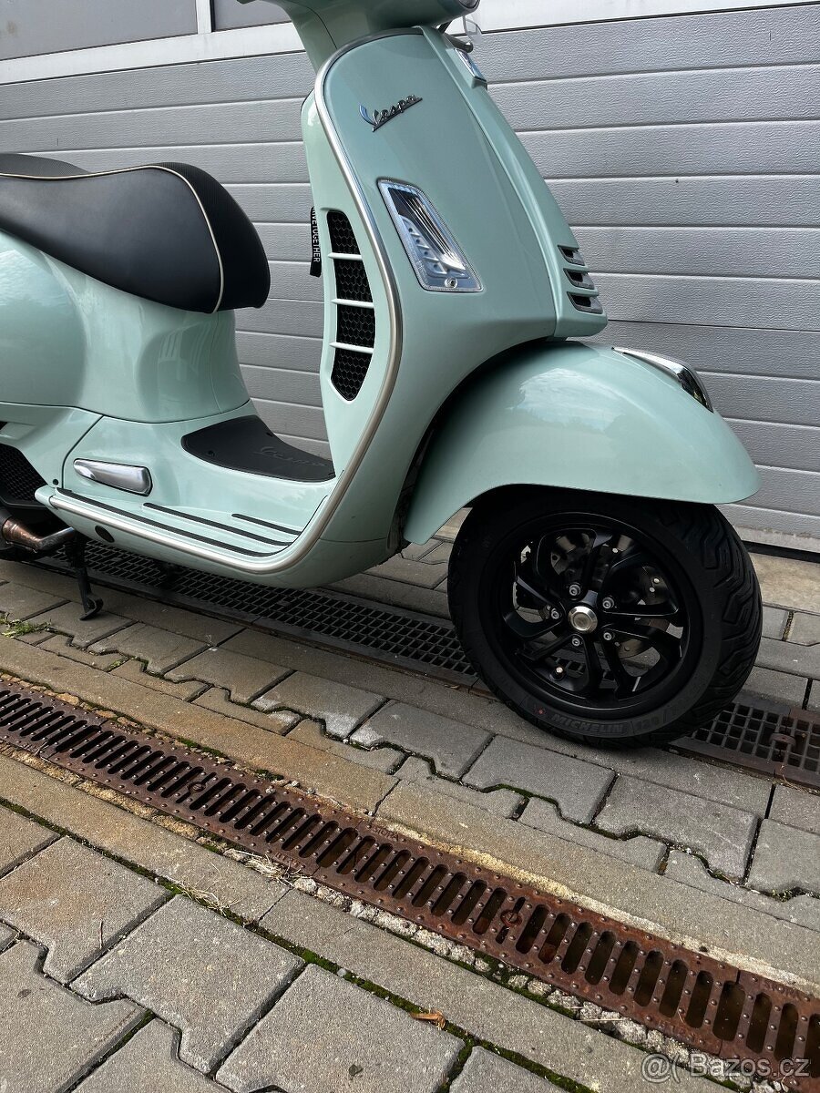vespa GTS i get 125 ABS malossi ,polini