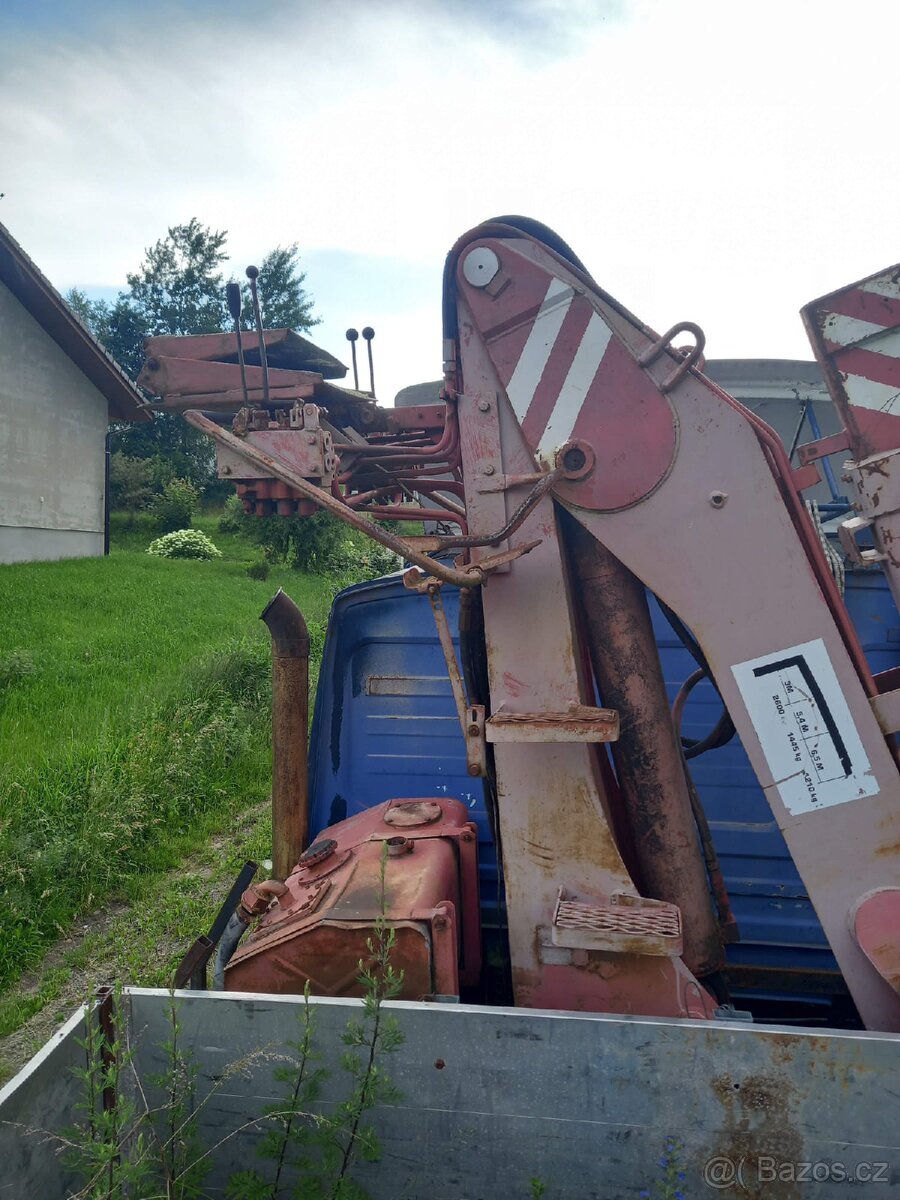 Hydraulická ruka Ostroj NJ130P (starší model)