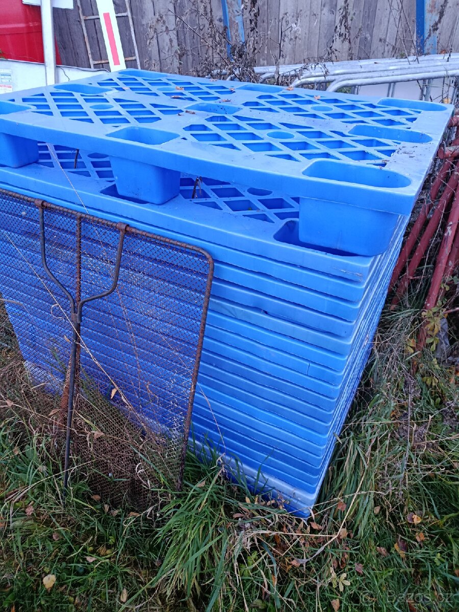 Plastové palety