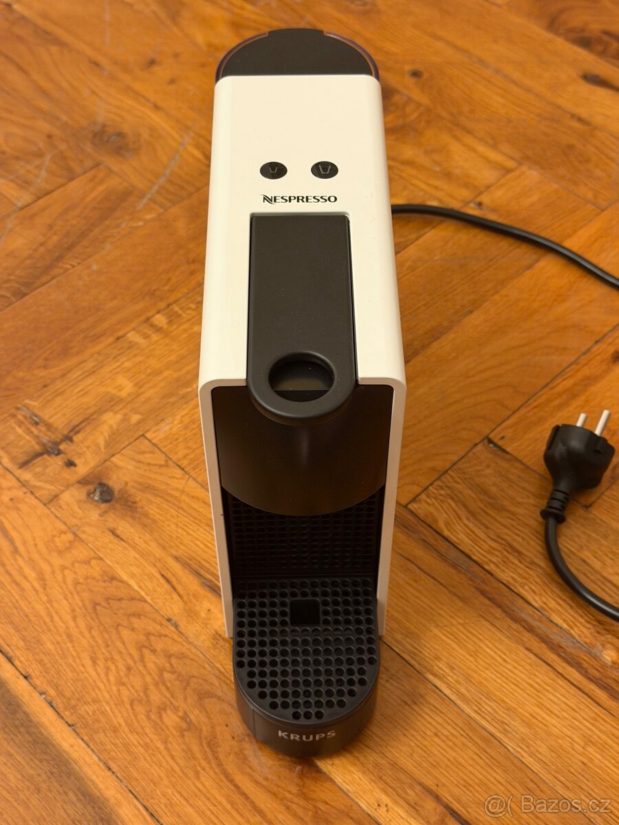 Prodám Nespresso Krups Essenza Mini