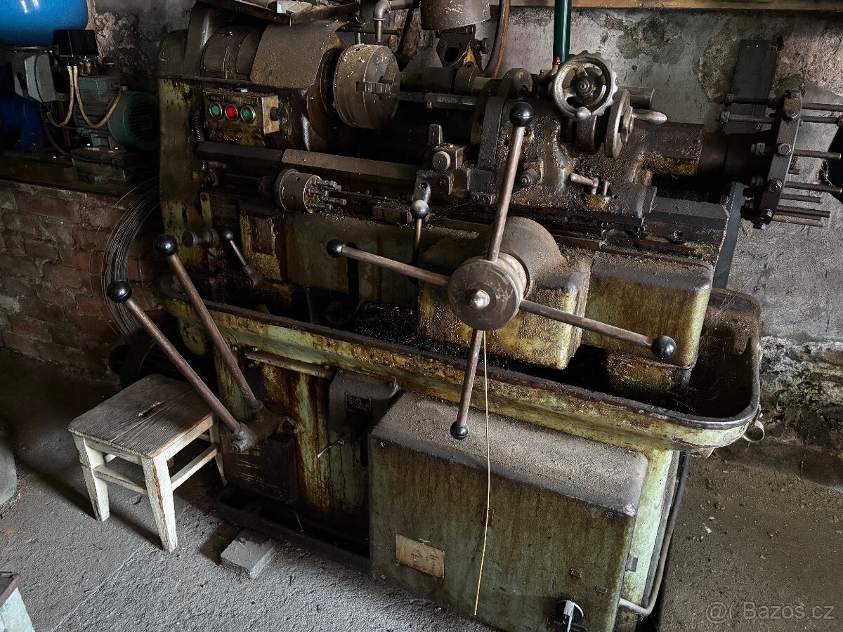 Prodám soustruh RT26 (1953)