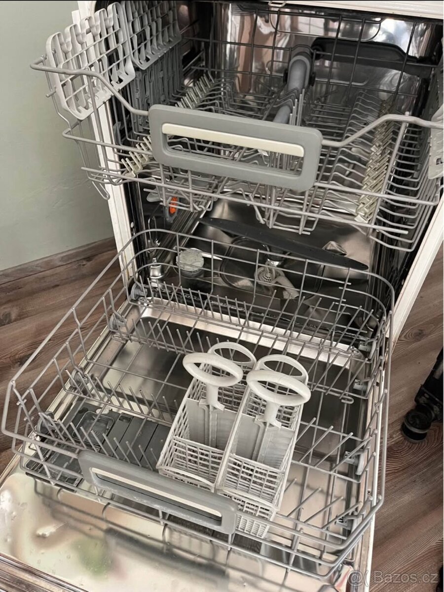 Myčka na díly, ZDARMA