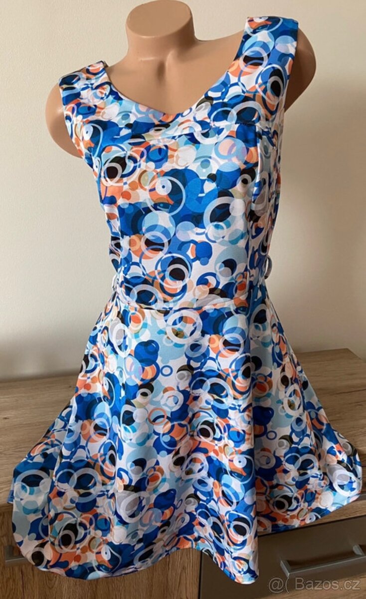 Dámské barevné šaty vel.L