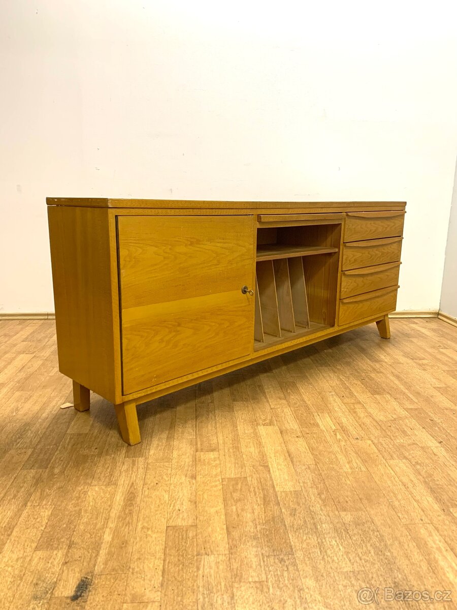 Retro komoda 60. léta Brusel