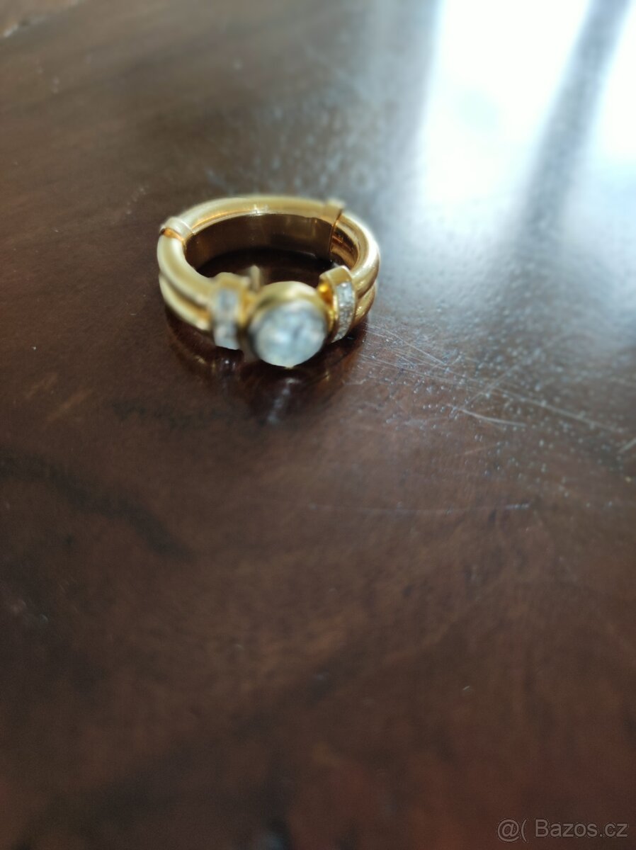 PRODÁM DÁMSKÝ ZLATÝ PRSTEN 18 KARÁT.