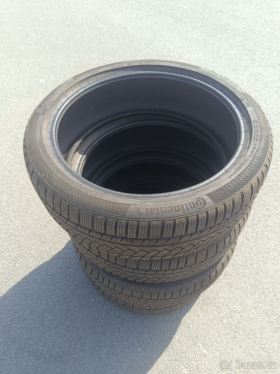 Zimní pneu 215/45/20