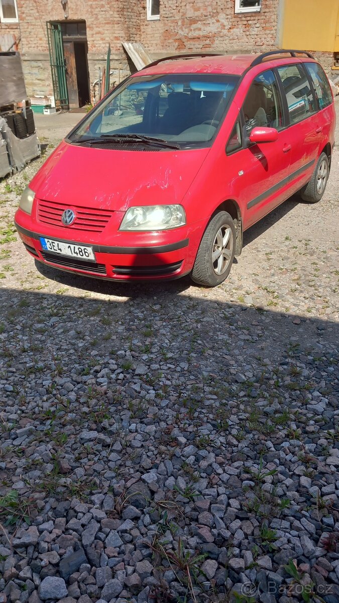 Vw Sharan 1,9 tdi 85kw.