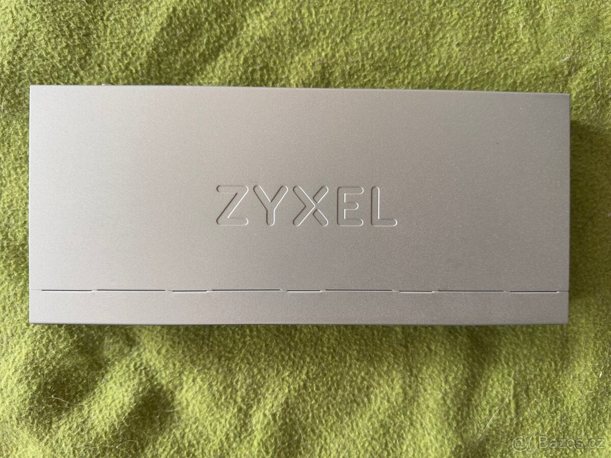 Switch Zyxel GS1008HP