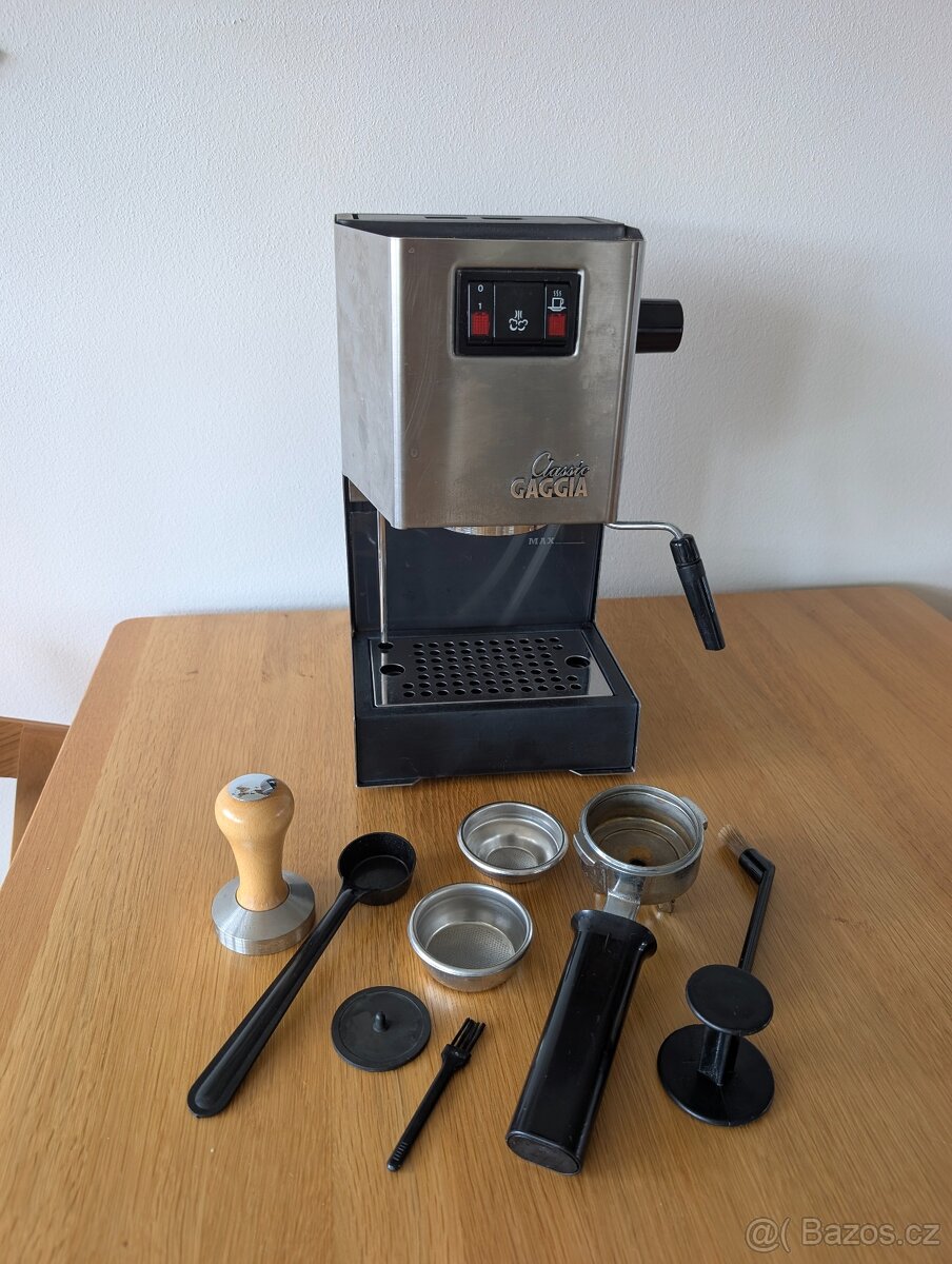 Pákový kávovar GAGGIA Classic Espress + příslušenství