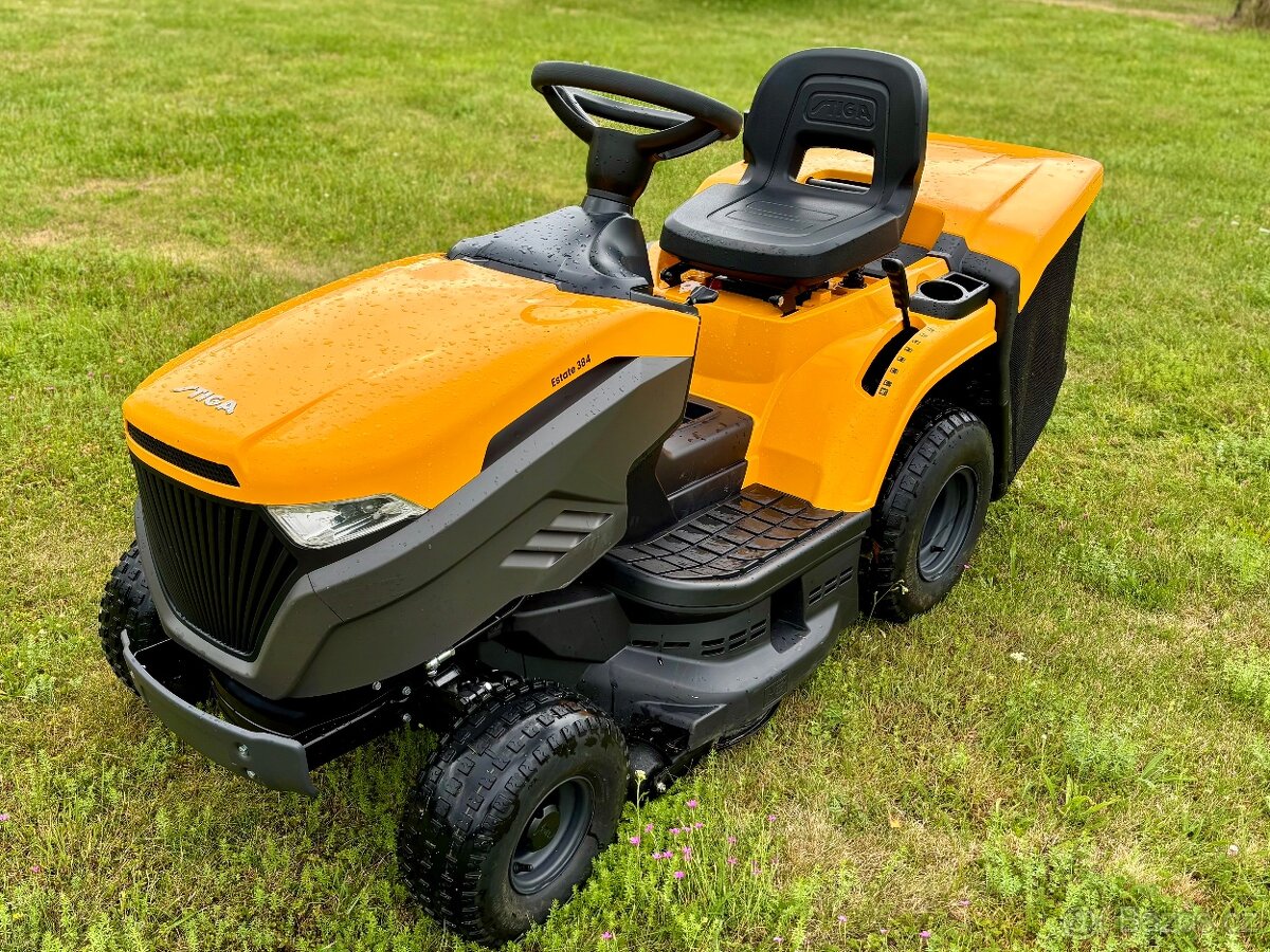 Sekací traktor Stiga Estate 384