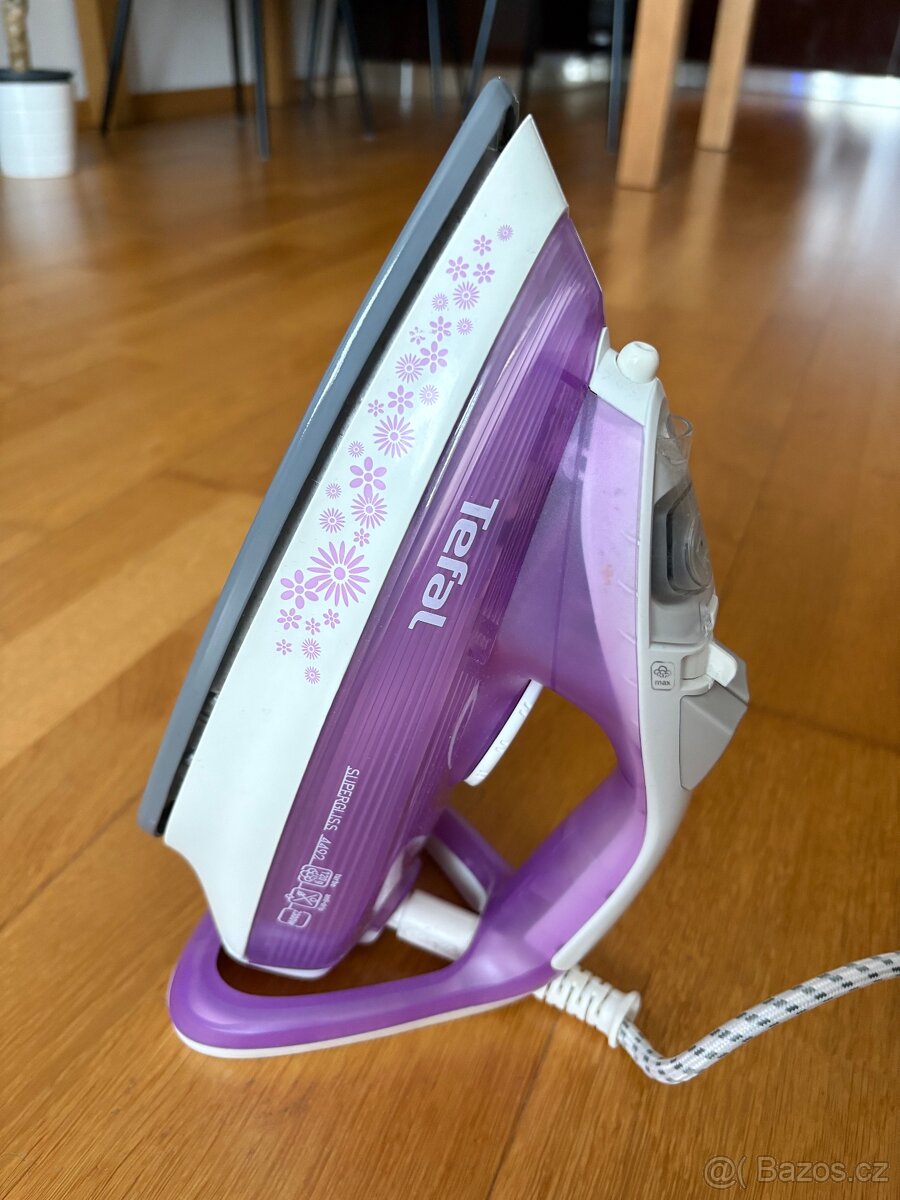 Žehlička Tefal Supergliss