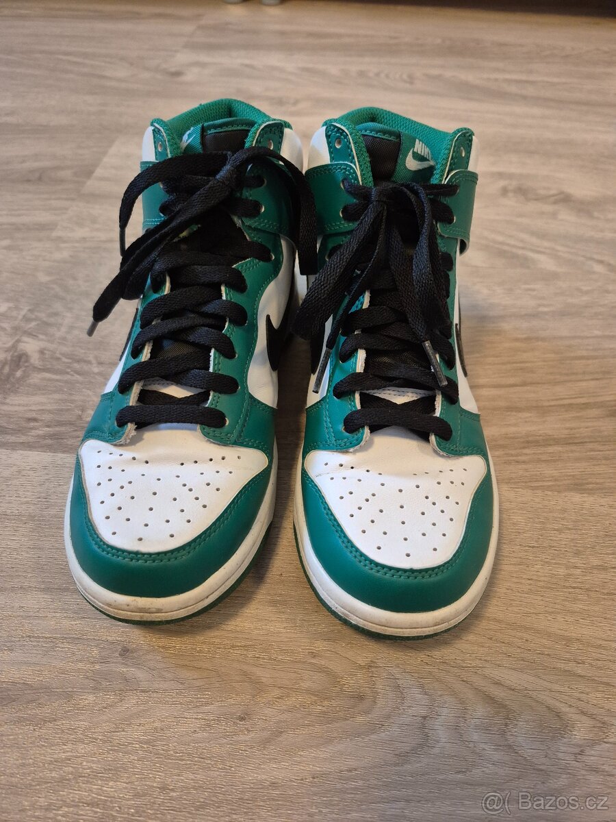 Chlapecké boty Nike Dunk High Retro