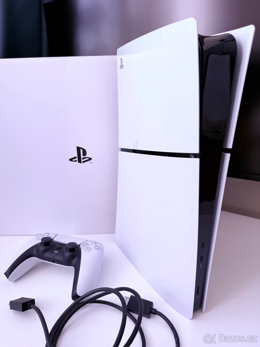 Zánovní Playstation 5 Slim v záruce
